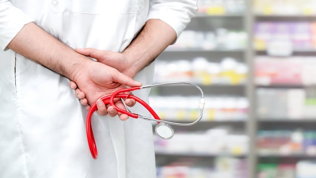 arthritis-medication-caused-blood-clots,-manitoba-man-claims-in-lawsuit-against-drug-company