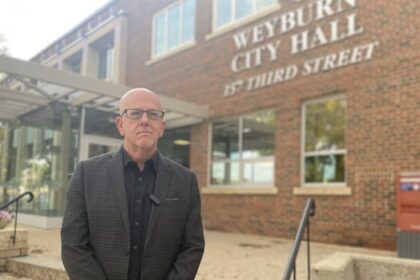 ‘profound-sense-of-sadness’:-weyburn-residents-react-to-fatal-highway-shooting-of-local-woman