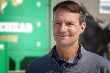 it’s-the-end-of-the-line-for-bottled-beer-at-moosehead-breweries