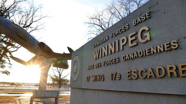 mayor-pitches-winnipeg-for-new-military-spending