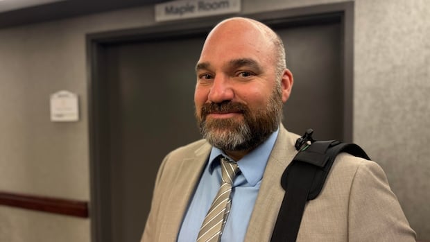 gang-expert-says-saskatoon-cop’s-friendship-with-hells-angels-associate-‘incompatible’-with-job