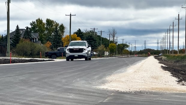 stretch-of-mollard-road-paved-after-years-of-calls-for-improvement-from-sikh-society-of-manitoba