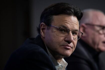 canucks-co-owners,-their-father-unjustly-disinherited-part-of-family,-lawsuit-claims