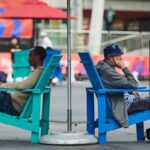 the-big-meaning-behind-micro-relationships,-and-why-we-should-talk-to-strangers-more
