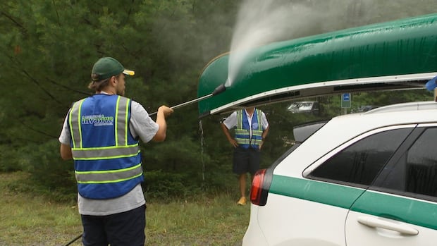 boat-wash-on-wheels-aims-to-stop-invasive-species-in-their-tracks-in-ns.