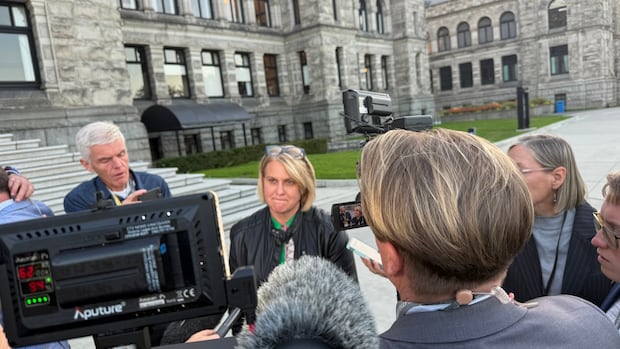 surrey-cloverdale-mla-elenore-sturko-booted-from-bc.-conservative-caucus