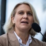 ‘no-chains’:-elenore-sturko-speaks-out-after-ousting-from-bc.-conservative-caucus