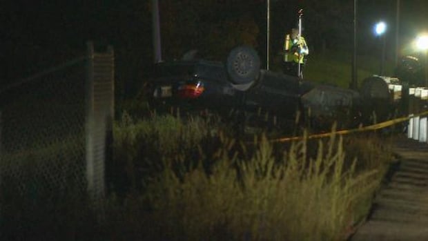 49-year-old-dead-after-vehicle-veered-onto-shoulder,-hit-woman-at-bus-stop:-winnipeg-police