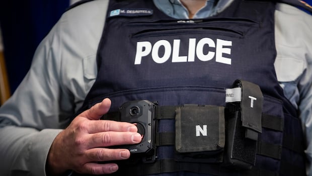 ottawa-police-to-start-wearing-bodycams-in-november