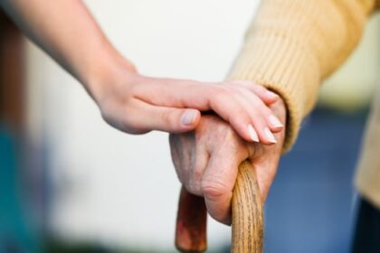 as-dementia-numbers-climb-in-nova-scotia,-community-support-serves-as-a-lifeline