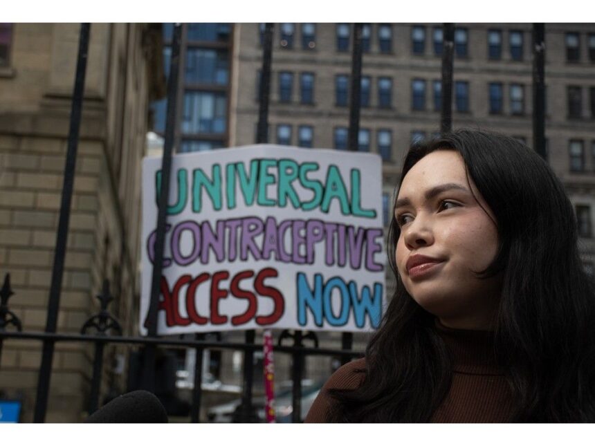 its-a-no-brainer:-advocates-rally-for-free-birth-control,-ndp-tables-legislation