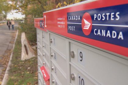 canada-post-workers-hit-the-picket-line-in-ns.
