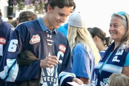 penticton-vees-sell-out-home-opener-as-team-takes-shot-at-whl
