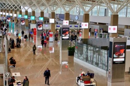 canadian-travellers,-airlines,-airports-could-be-hit-financially-if-pre-clearance-into-us.-lost,-says-expert