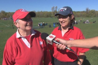 manitoba-fans-cheer-on-team-canada-in-women’s-rugby-world-cup-final