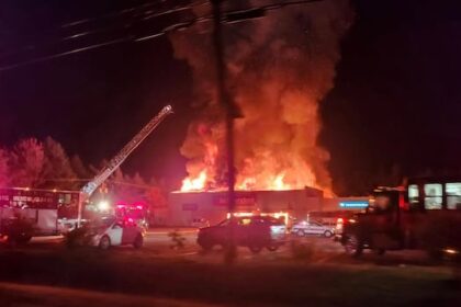 fire-destroys-salisbury’s-lone-grocery-store