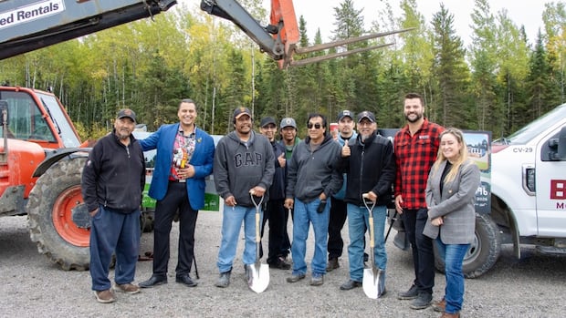 what-pikangikum’s-community-hub-means-for-food-access,-local-jobs