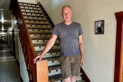 supporters-step-up-after-vandalism-sets-back-man-restoring-shaunavon’s-grand-hotel