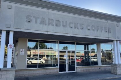 9-starbucks-cafes-close-in-ottawa-as-part-of-north-american-restructuring