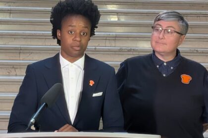 manitoba-health-minister-apologizes-for-flawed-rollout-of-winnipeg-home-care-delivery-system