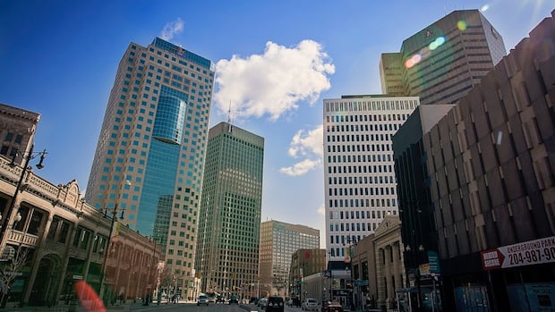 not-so-fast:-manitoba’s-celebrated-positive-interprovincial-migration-numbers-were-wrong