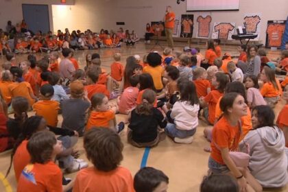 keep-learning,-even-when-it’s-difficult:-winnipeg-school-marks-orange-shirt-day