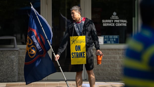 bc.-public-service-union-to-escalate-job-action-as-talks-break-off-with-province