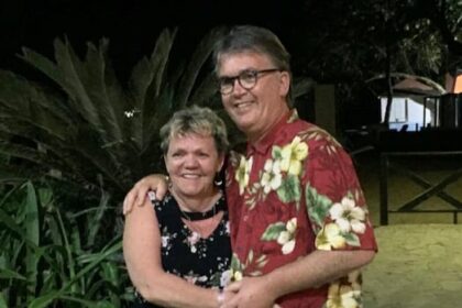 nova-scotia-woman-brings-husband’s-ashes-to-blue-jays-game-to-honour-his-memory
