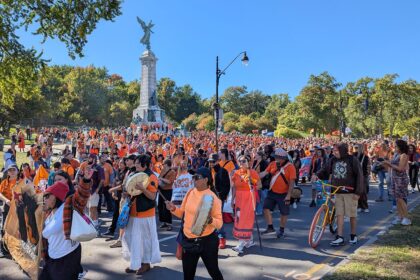 la-journee-nationale-de-la-verite-et-de-la-reconciliation-commemoree-a-montreal