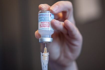 appointments-now-open-for-covid-19-and-flu-vaccines-in-nova-scotia