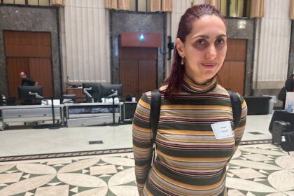 hundreds-of-job-seekers-flock-to-autism-career-fair