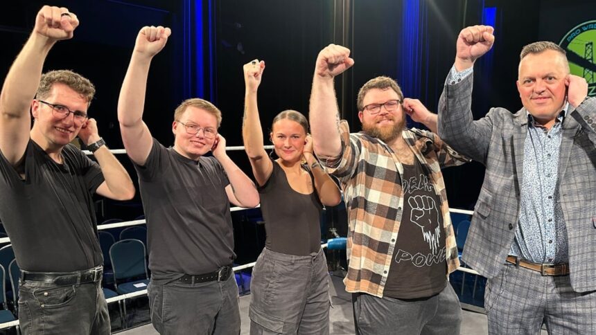 deaf-nova-scotia-wrestler-helps-bring-interpreters-to-events