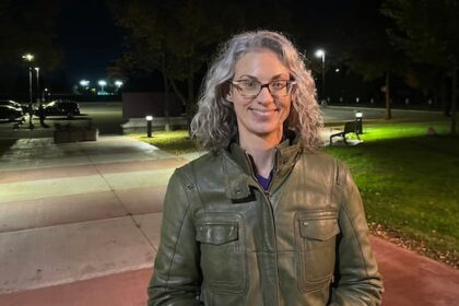 the-ocdsb-stopped-livestreaming-meetings,-so-this-parent-began-filming-them-herself