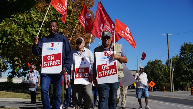 blue-line-taxi-drivers-end-strike,-ratify-deal