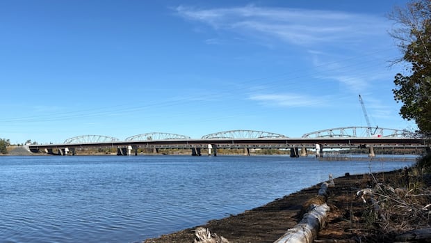 new-miramichi-bridge-could-open-within-weeks-but-historic-site-fears-season-can’t-be-saved