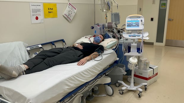 saskatoon-man-undergoes-invasive-medical-procedures-in-hospital-hallway-due-to-overcapacity