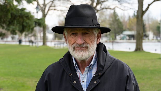 old-spice-and-grudges:-councillor-calls-police-at-eastern-ontario-municipal-meeting