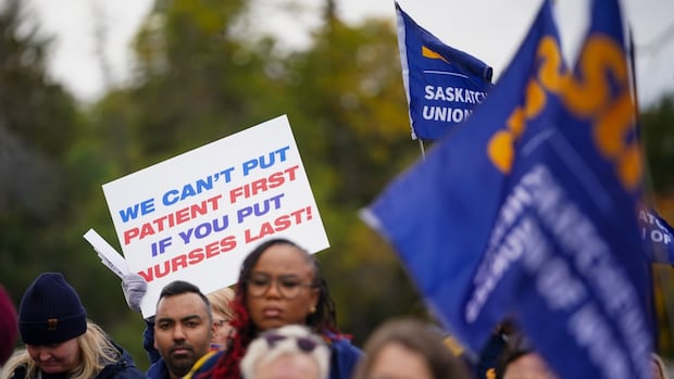 saskatchewan-nurses-union-hits-back-at-province-on-overcrowding-in-hospital-hallways
