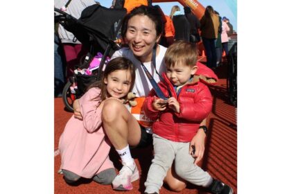 hall,-kim-win-first-marathons-at-valley-harvest-in-wolfville,-ns.