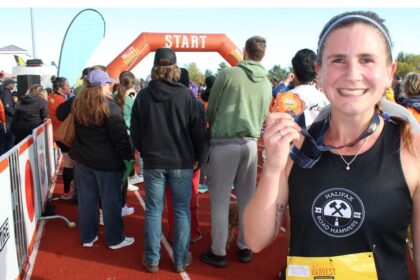 higgins-repeats-as-female-champion-of-valley-harvest-marathon’s-half-marathon