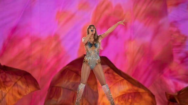 taylor-swift-announces-movie-of-final-eras-tour-performance-in-vancouver