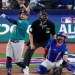 mariners-overpower-blue-jays-to-take-2-0-series-lead-in-alcs