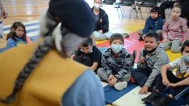 first-nations-educators-worry-‘ominous’-funding-letter-will-further-impact-classroom-quality
