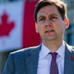 bc-premier-demands-federal-support-for-forestry-workers-amid-new-us.-tariffs-on-lumber