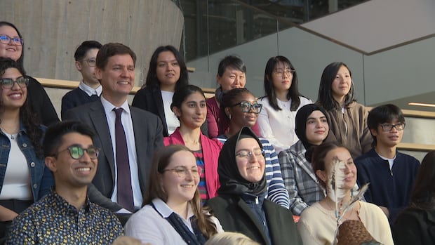 bc.-set-to-open-western-canada’s-first-new-medical-school-in-decades