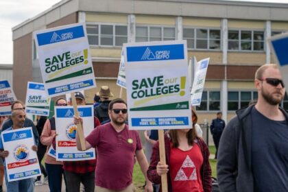ontario-college-support-workers-reach-tentative-deal-after-more-than-a-month-on-strike