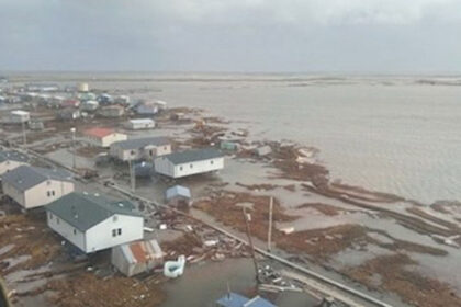 storm-decimates-2-alaskan-villages-and-drives-more-than-1,500-people-from-their-homes