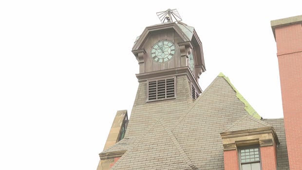 mix-of-new-and-old-school-tech-has-summerside’s-clock-tower-ticking-like-new