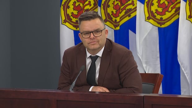 minister-says-there-won’t-be-extra-money-for-ns.-universities-to-offset-enrolment-drops