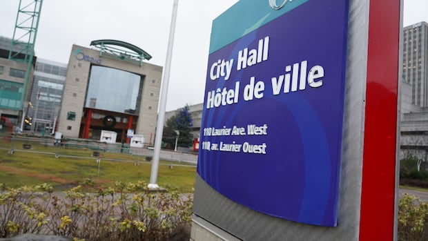 city-committee-approves-licensing-plan-to-tackle-‘wild-west’-of-landscaping